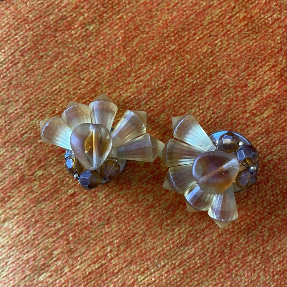 Vintage Beaded Yellow and Brown Clip On Earrings - Picture 7 of 7